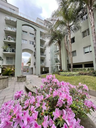 Excelente Departamento 2 Ambientes Con Cochera Bernal Centro