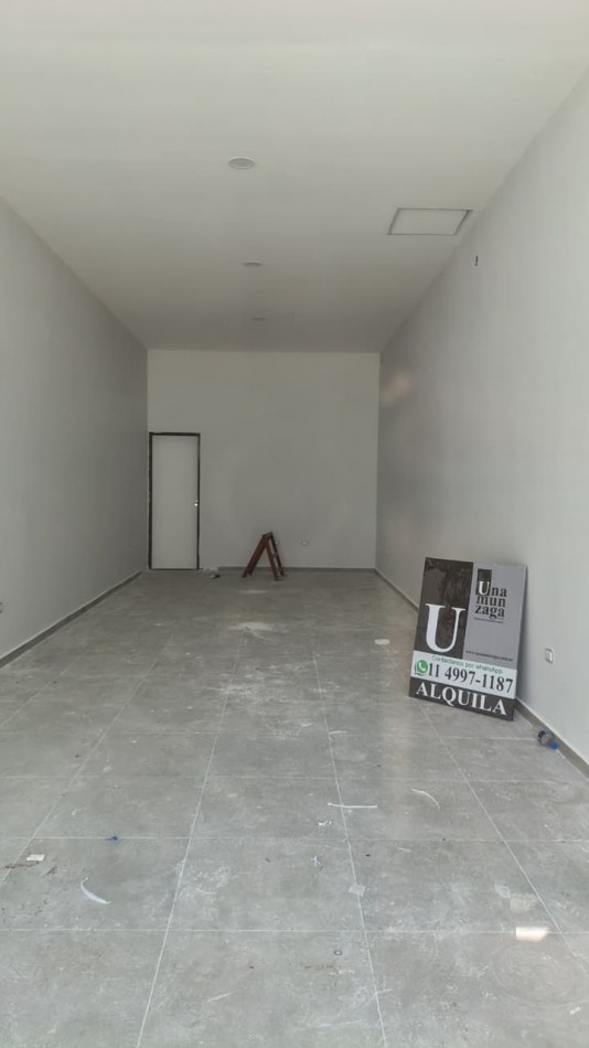 Excelente Local en Bernal Centro (Local 5) a metros de Belgrano y Castro Barros