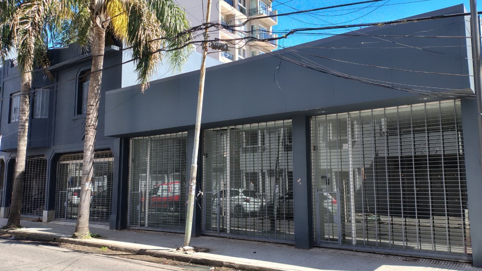 Excelente Local en Bernal Centro (Local 5) a metros de Belgrano y Castro Barros