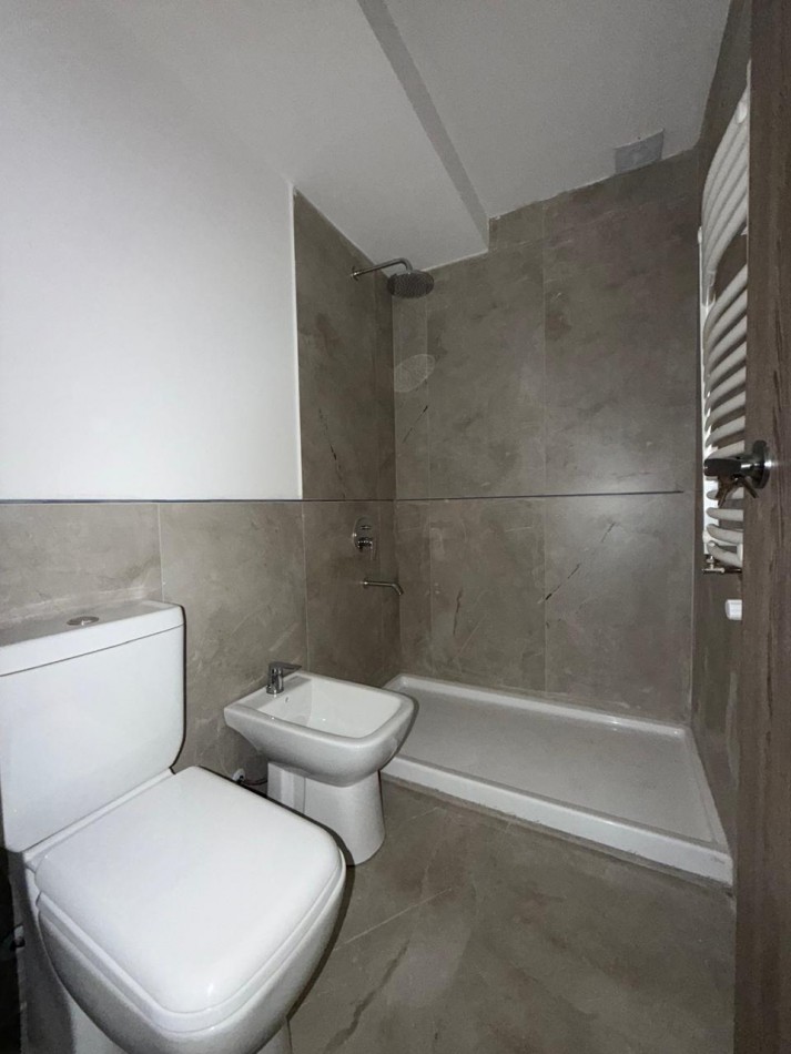 Excelente departamento 4 ambientes con cochera a estrenar 