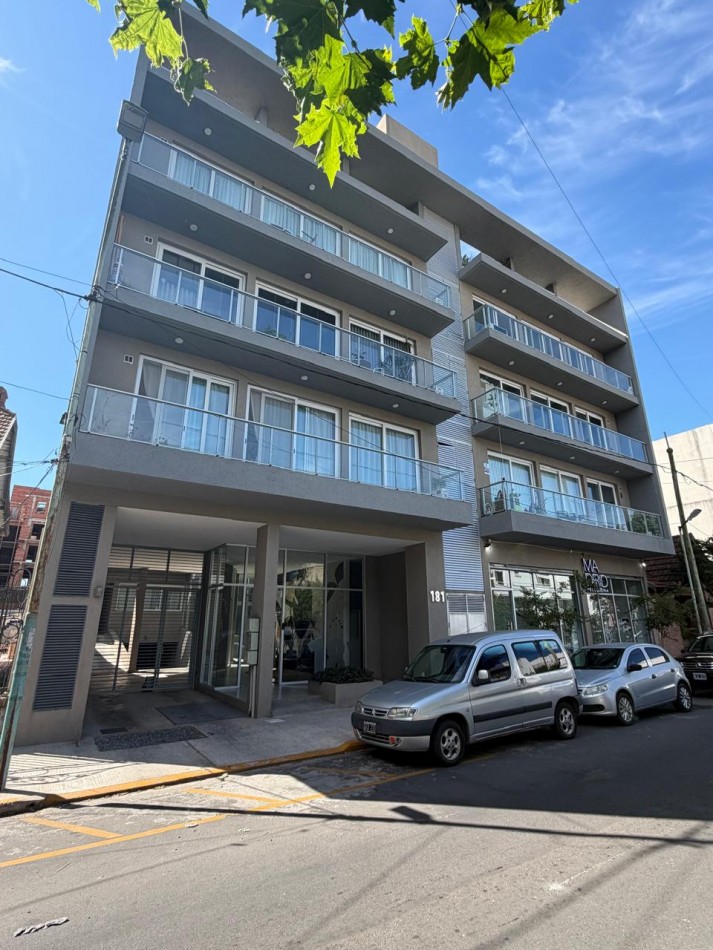 Excelente departamento 4 ambientes con cochera a estrenar 