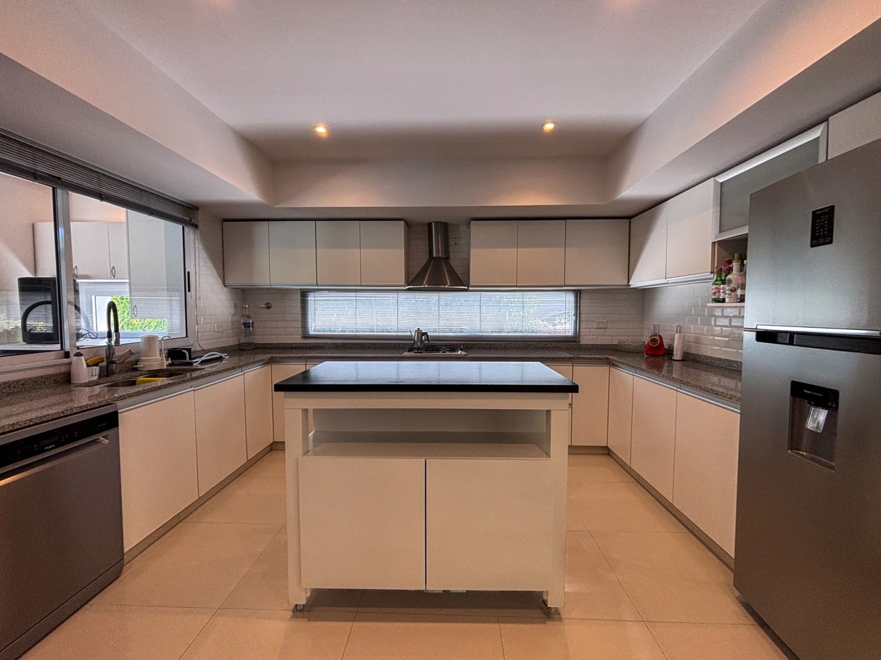 Casa en Altos de Hudson 2