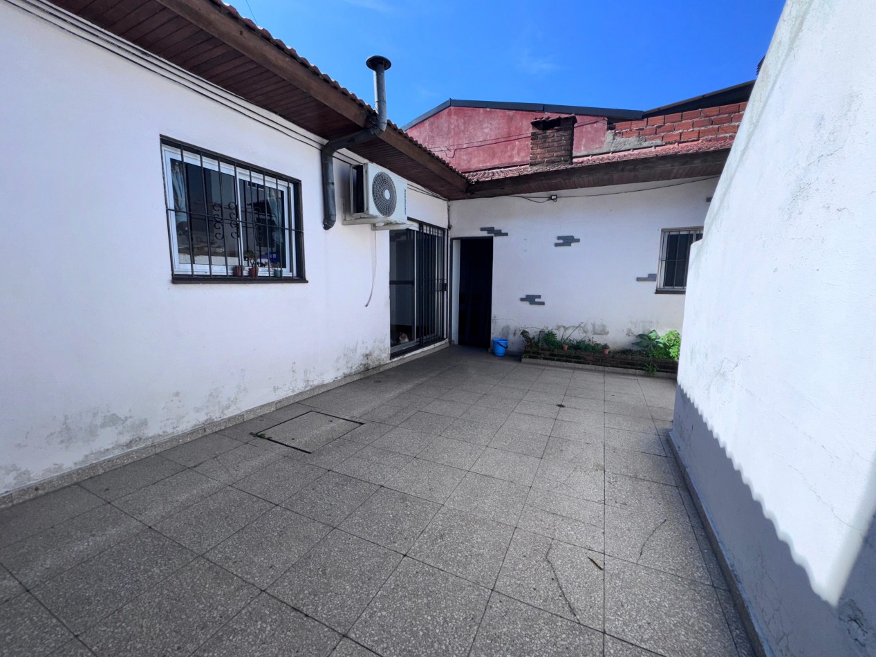 VENTA CASA EN EZPELETA 4 AMBIENTES C/DOBLE GARAGE