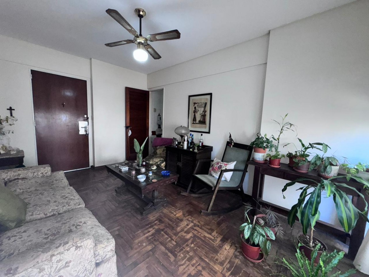 EXCELENTE DEPARTAMENTO DE 3 AMBIENTES CON BALCON