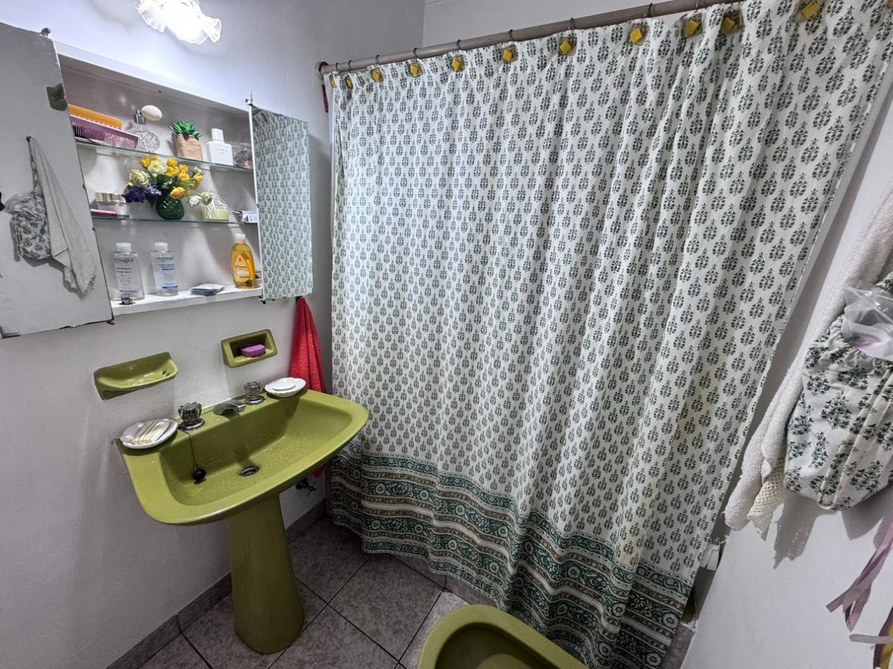 EXCELENTE DEPARTAMENTO DE 3 AMBIENTES CON BALCON