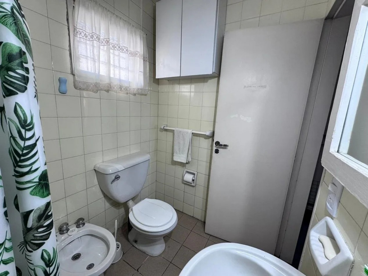 IMPECABLE PH AL FRENTE C/PILETA Y DOBLE COCHERA