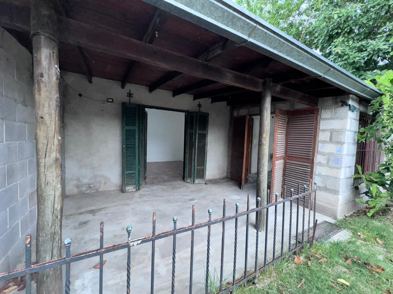 CASA 3 AMBIENTES CON GRAN PARQUE