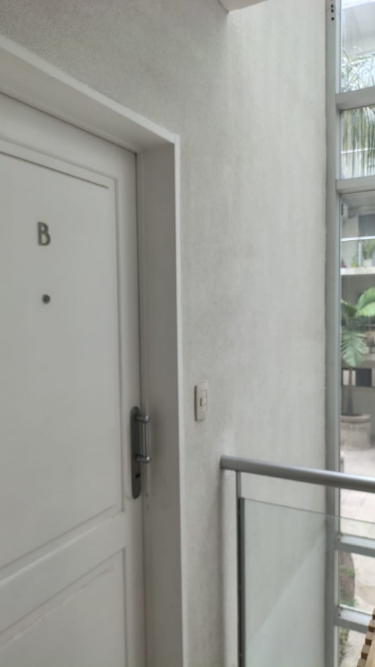 Excelente Departamento 2 Ambientes Con Cochera Bernal Centro