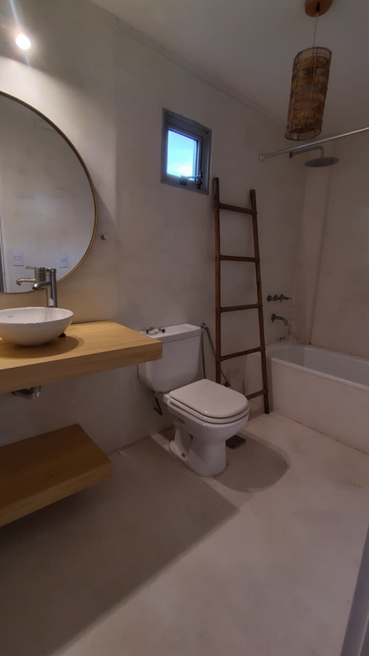 Excelente Departamento 2 Ambientes Con Cochera Bernal Centro