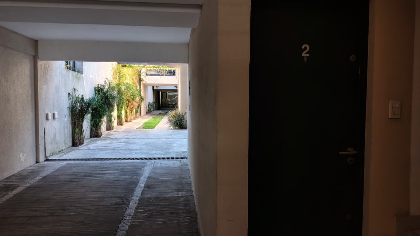 Excelente departamento 2 amb en Bernal Centro