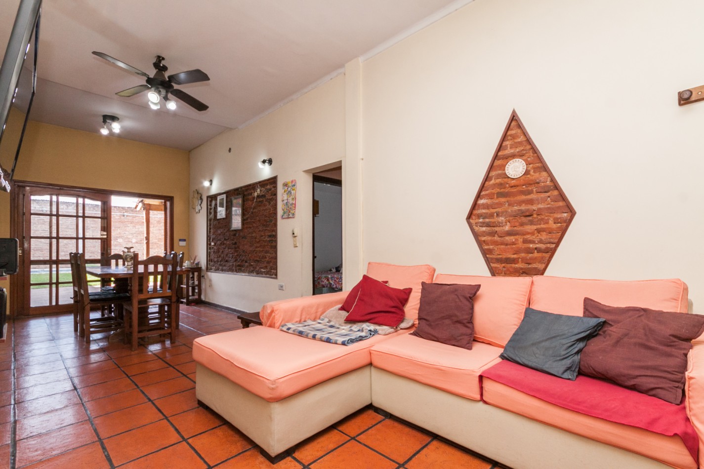 Venta Casa 5 ambientes con Piscina en Lanus