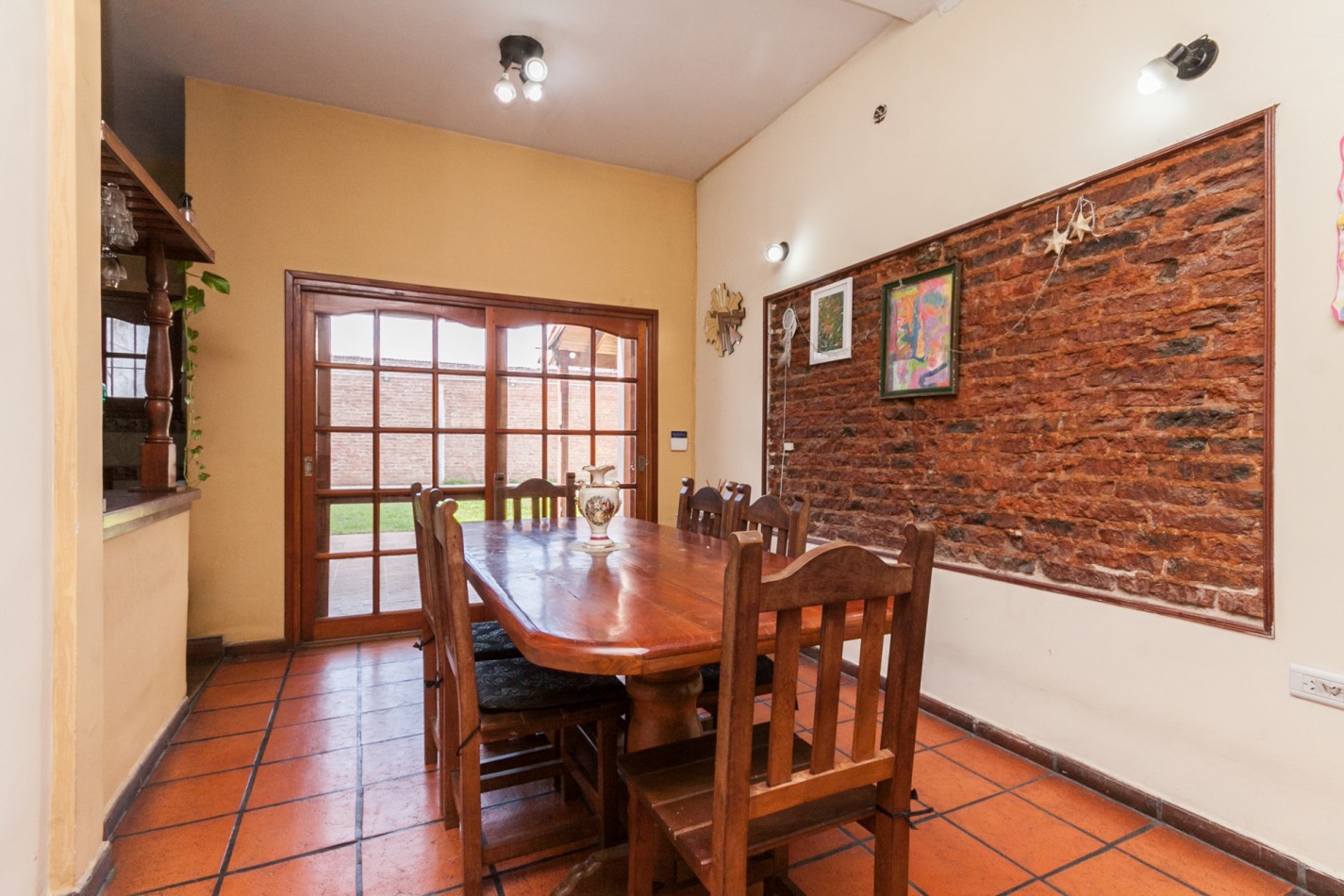 Venta Casa 5 ambientes con Piscina en Lanus