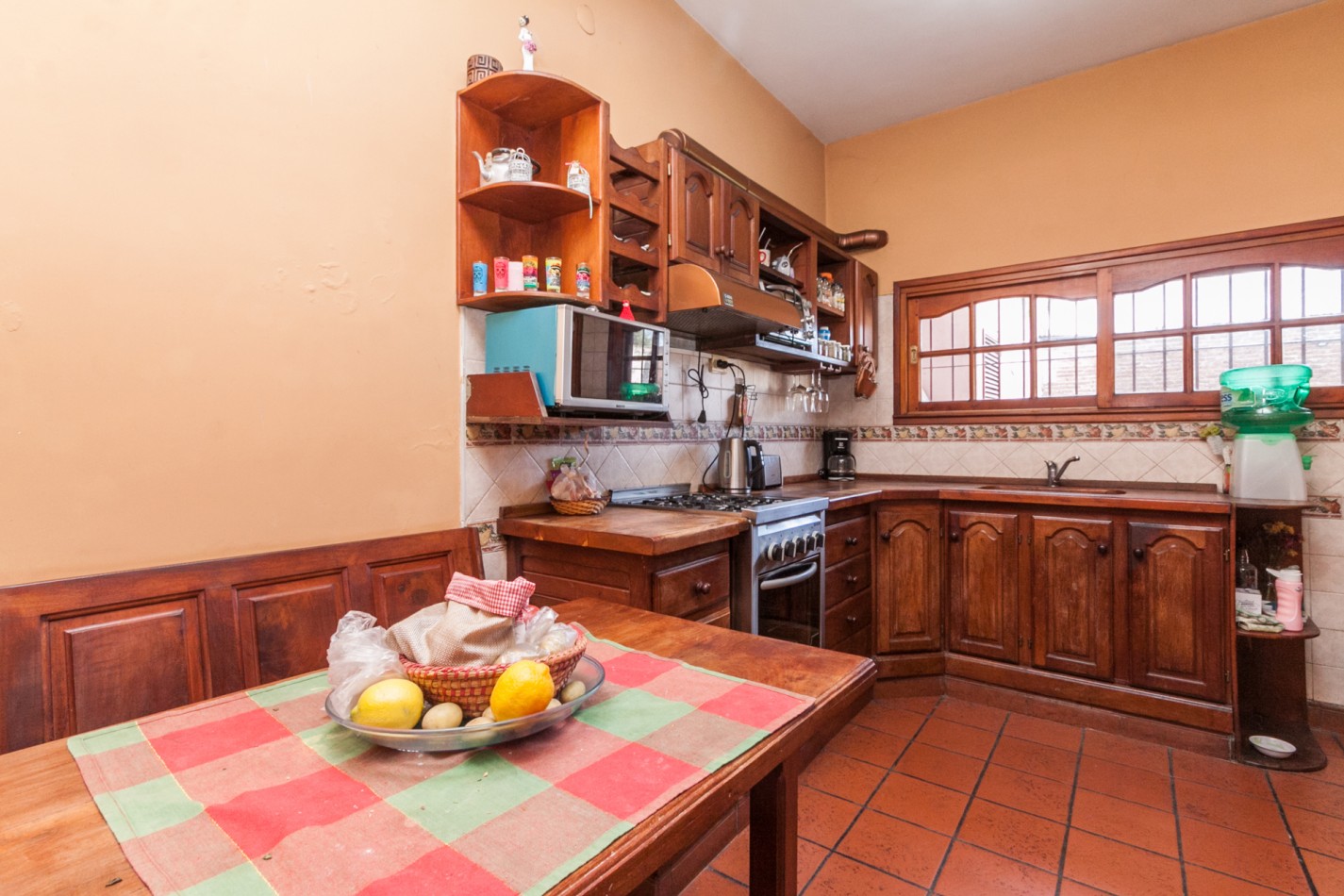 Venta Casa 5 ambientes con Piscina en Lanus