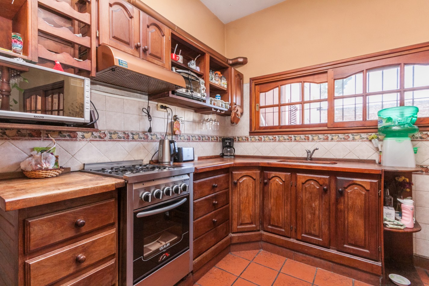 Venta Casa 5 ambientes con Piscina en Lanus