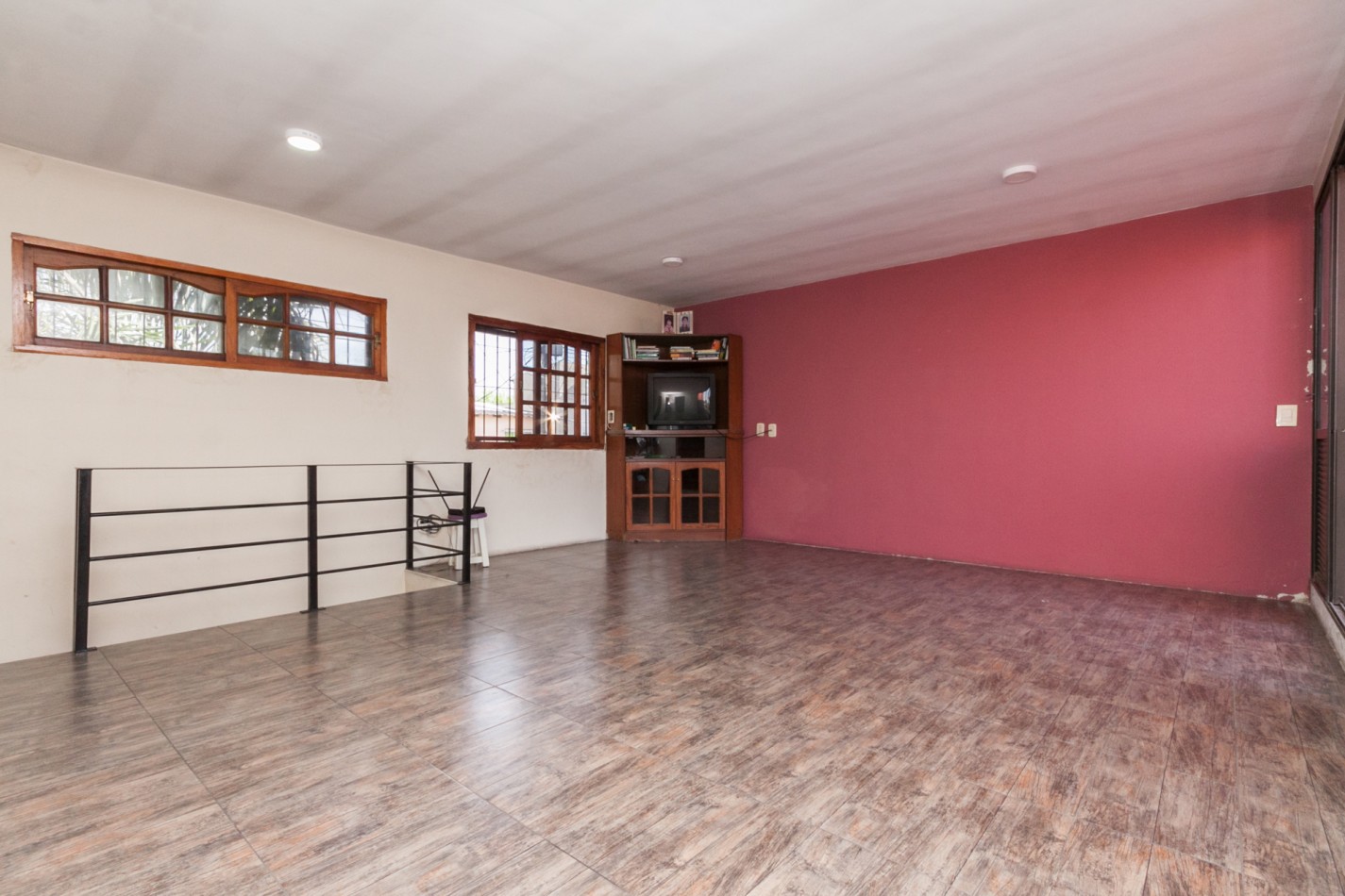 Venta Casa 5 ambientes con Piscina en Lanus