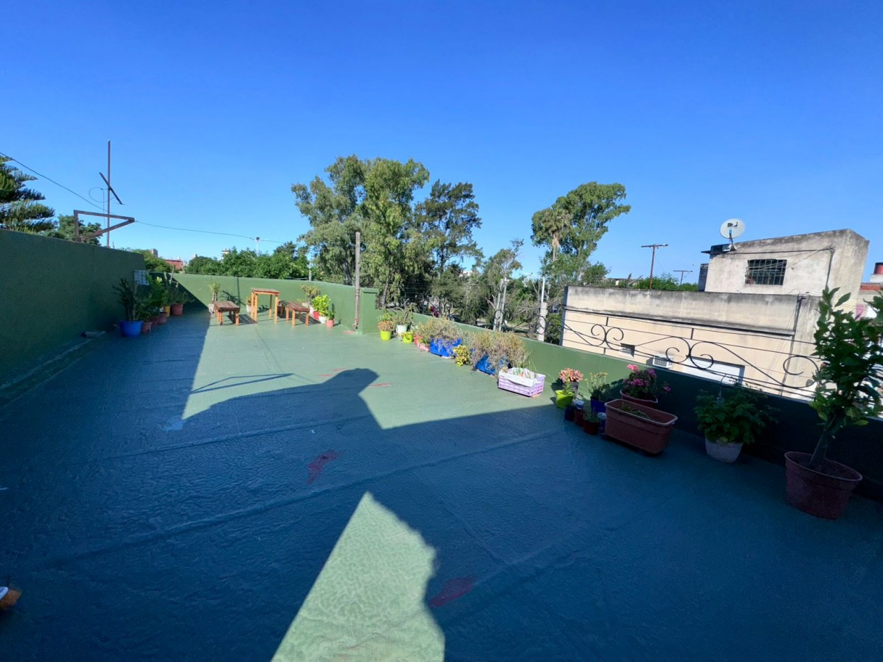 Venta PH 3 ambientes con terraza