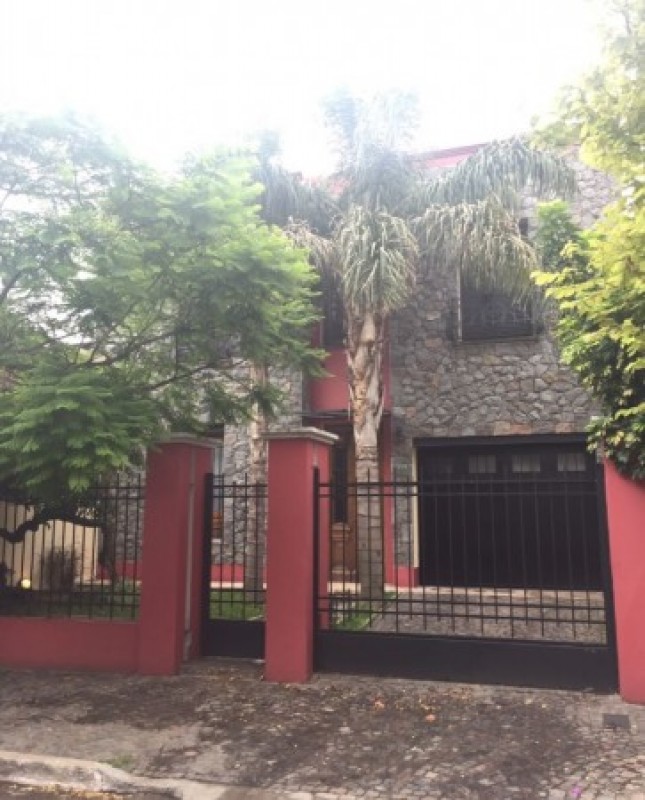 Foto Casa en Venta en Bernal, Buenos Aires - U$D 300.000 - pix30043519 - BienesOnLine