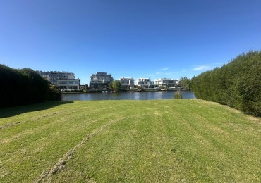 Espectacular Lote con salida a la laguna en Nuevo Quilmes 