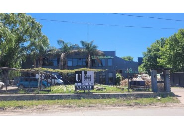 Venta excelente nave industrial en parque industrial PIUIQ Quilmes