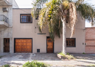Venta Casa 5 ambientes con Piscina en Lanus